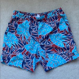 Vineyard vines floral swim trunks medium